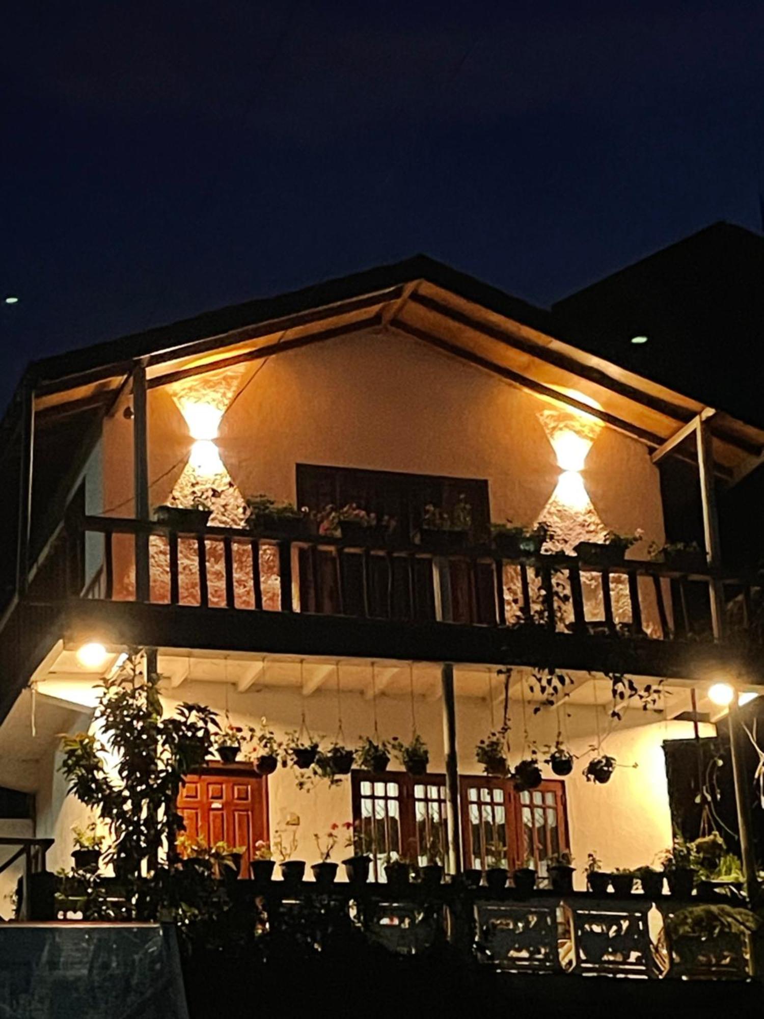 Cozy Heaven Apartment นูวาราเอลิยา ภายนอก รูปภาพ